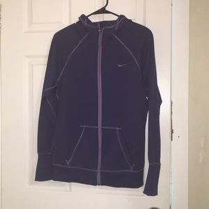 Women’s Large Nike Zip up